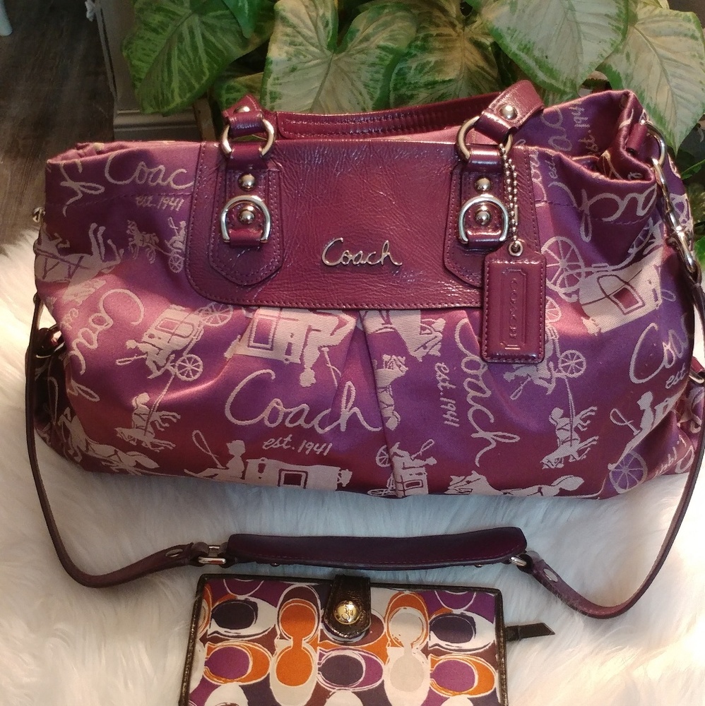 Coach purse
